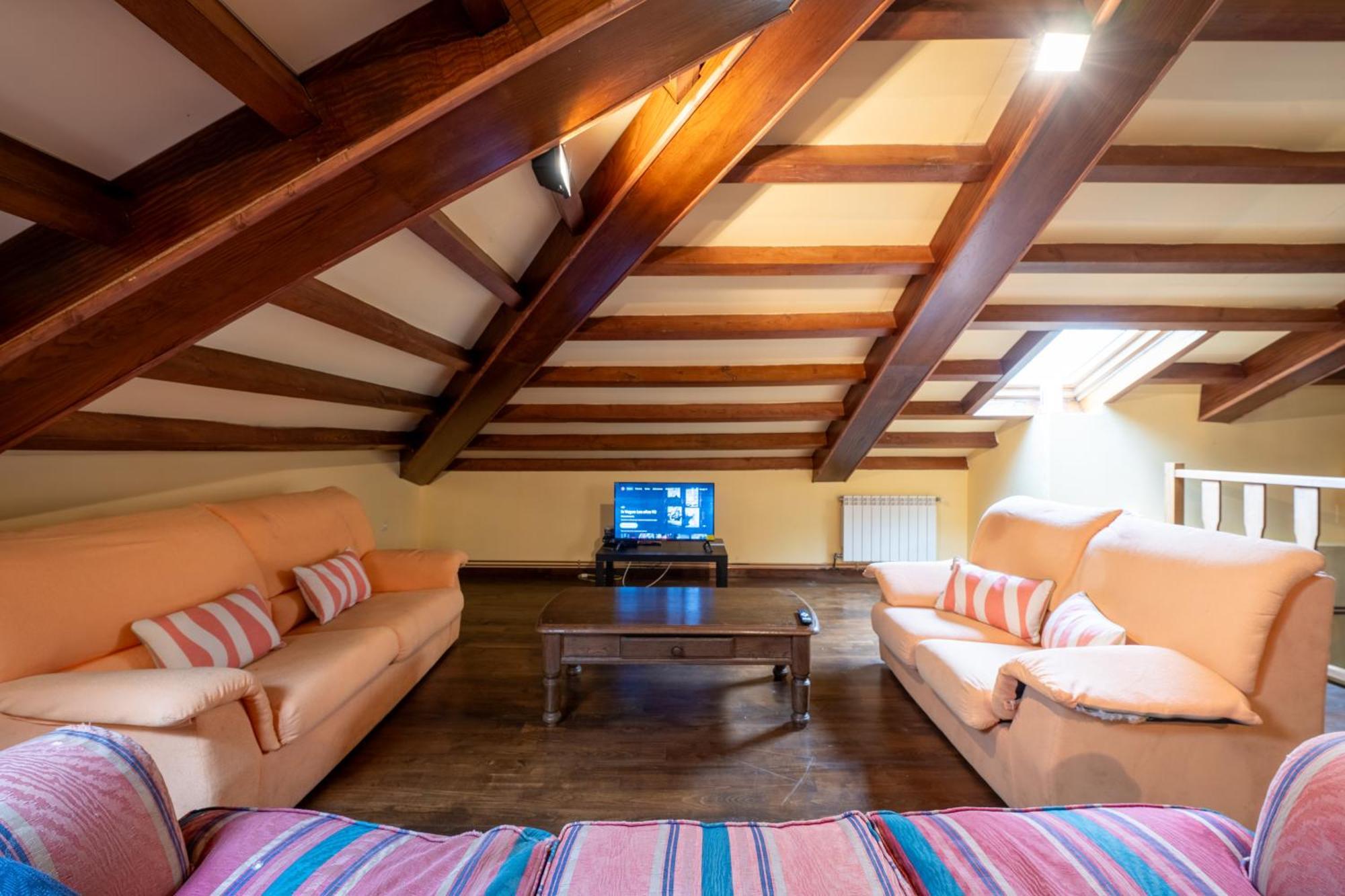 Villa En Asturias Con Cine, Piscina, Bbq, Juegos, 14 Pax Cobre Екстериор снимка